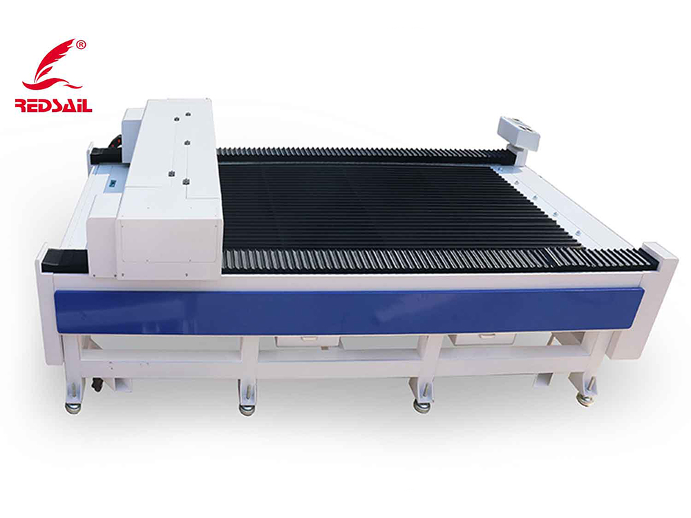 M&aacute;quina de corte e grava&ccedil;&atilde;o a laser