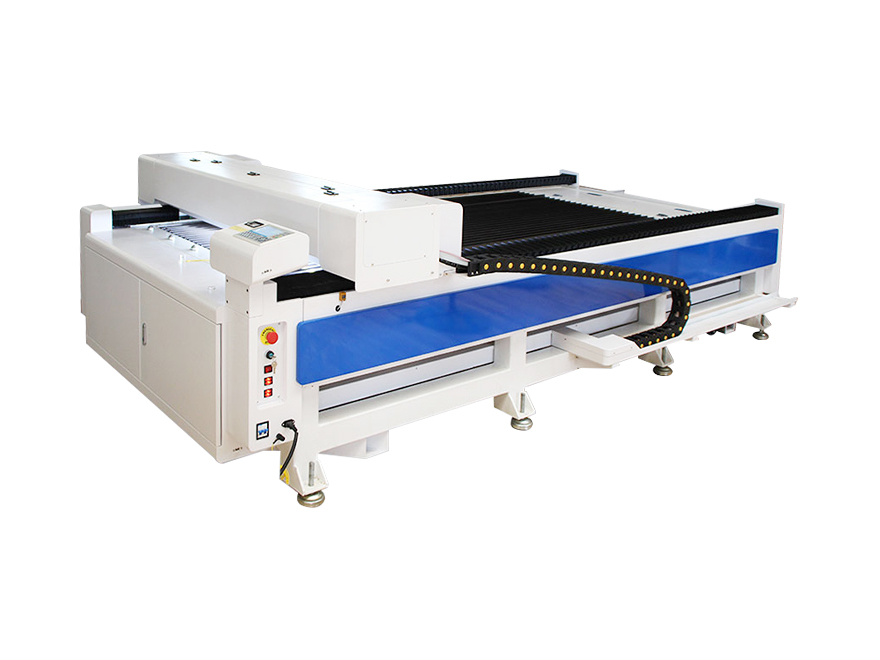 Máquina de corte a laser de mesa CM1318